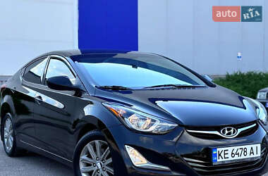 Седан Hyundai Elantra 2014 в 