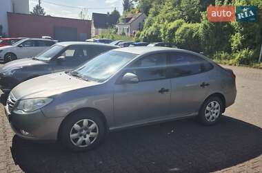 Седан Hyundai Elantra 2011 в 