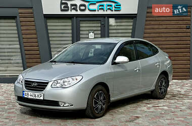 Седан Hyundai Elantra 2011 в Виннице