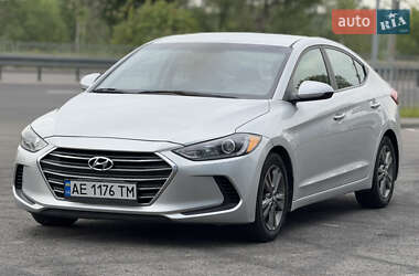 Седан Hyundai Elantra 2017 в Дніпрі