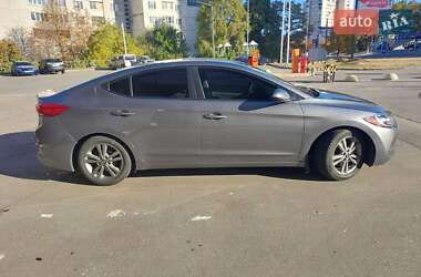 Седан Hyundai Elantra 2018 в 