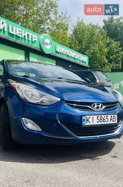 Седан Hyundai Elantra 2013 в Києві