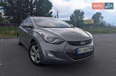 Седан Hyundai Elantra 2012 в Києві