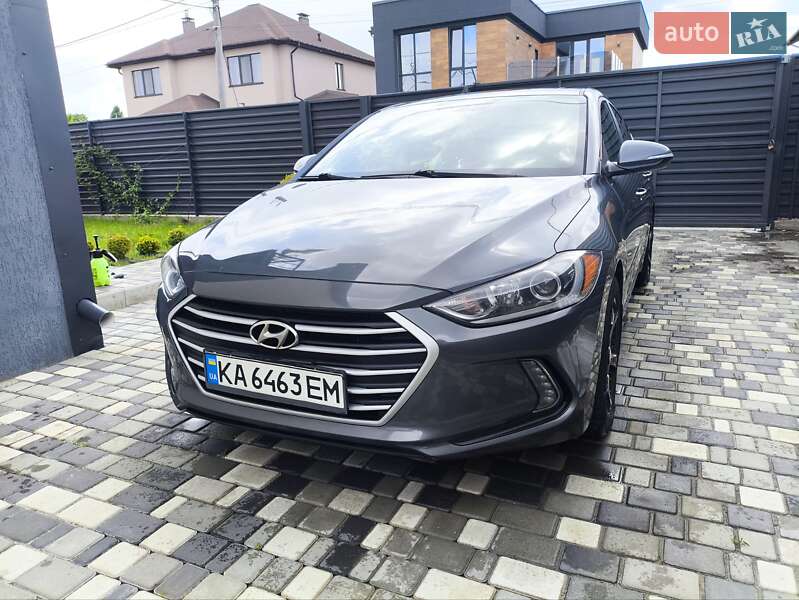 Седан Hyundai Elantra 2018 в 