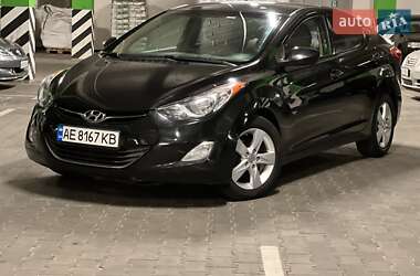 Седан Hyundai Elantra 2013 в 