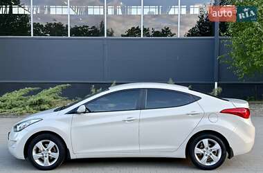 Седан Hyundai Elantra 2012 в 