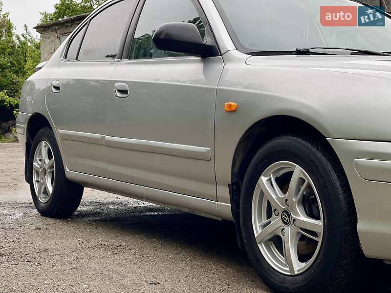 Седан Hyundai Elantra 2005 в Тернополе
