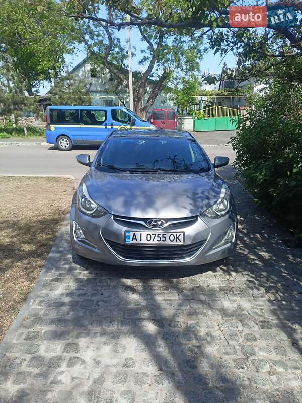 Седан Hyundai Elantra 2014 в 
