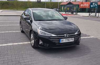 Седан Hyundai Elantra 2018 в 