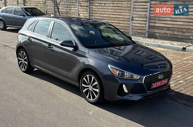 Хетчбек Hyundai Elantra 2017 в Києві
