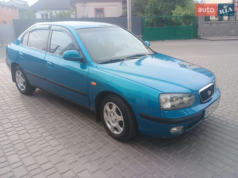 Седан Hyundai Elantra 2000 в Первомайске