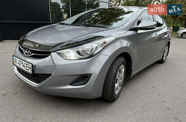 Седан Hyundai Elantra 2013 в Киеве
