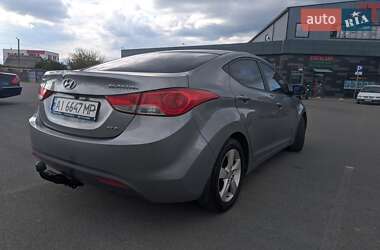Седан Hyundai Elantra 2012 в 