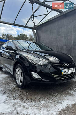 Седан Hyundai Elantra 2013 в 