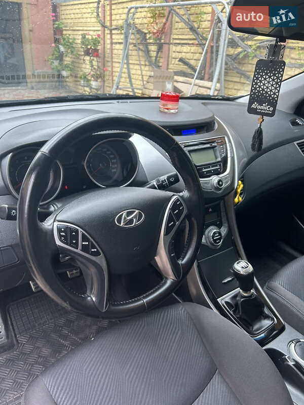 Седан Hyundai Elantra 2013 в Харкові фото 11 Седан Hyundai Elantra 2013 в Харкові