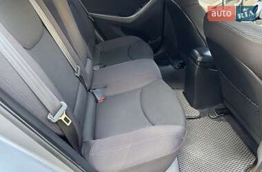 Седан Hyundai Elantra 2012 в 