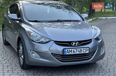 Седан Hyundai Elantra 2012 в 