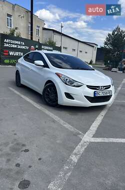 Седан Hyundai Elantra 2013 в Львові