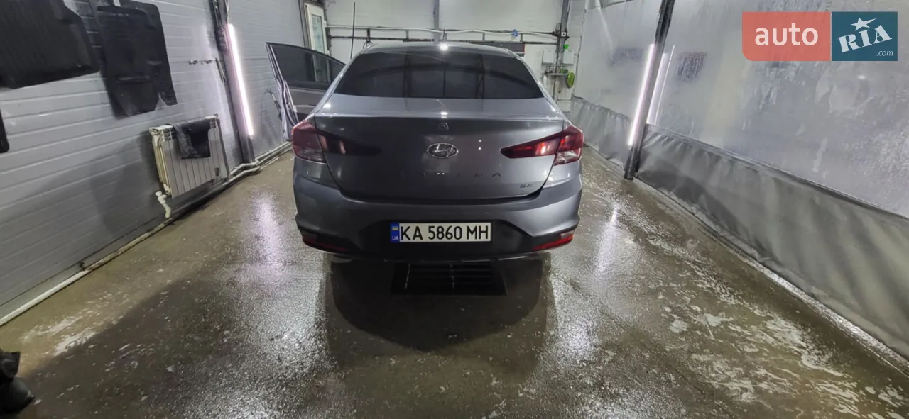 2018 Hyundai Elantra - мініатюра 30