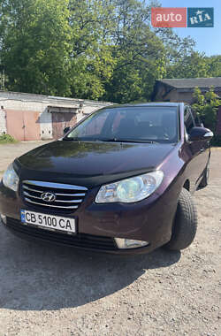Седан Hyundai Elantra 2010 в Чернигове