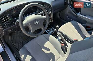 Седан Hyundai Elantra 2005 в 
