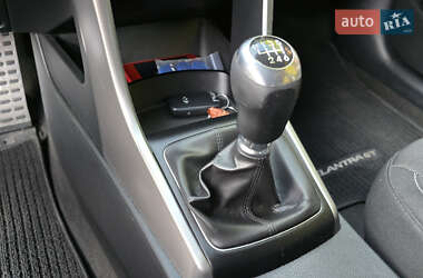 Хетчбек Hyundai Elantra 2013 в 