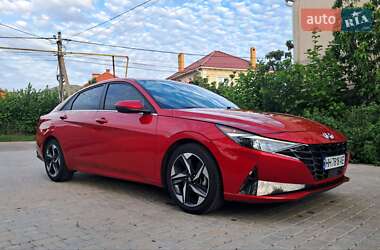 Седан Hyundai Elantra 2021 в 