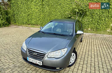 Седан Hyundai Elantra 2010 в Одессе