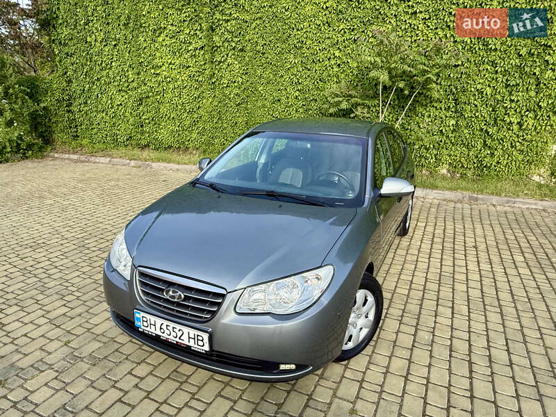 Hyundai Elantra 2010