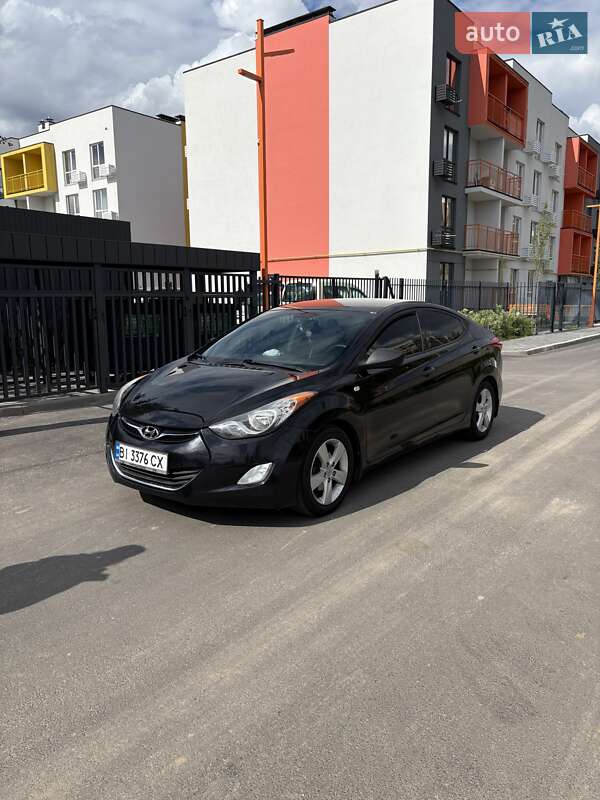 Седан Hyundai Elantra 2013 в 