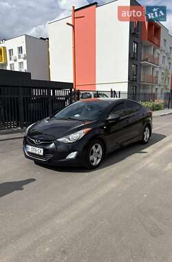 Седан Hyundai Elantra 2013 в 