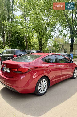 Седан Hyundai Elantra 2014 в 