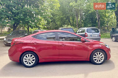 Седан Hyundai Elantra 2014 в 