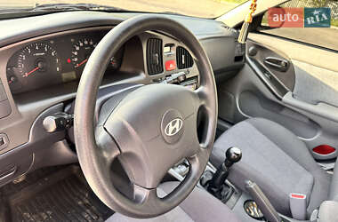 Седан Hyundai Elantra 2011 в 