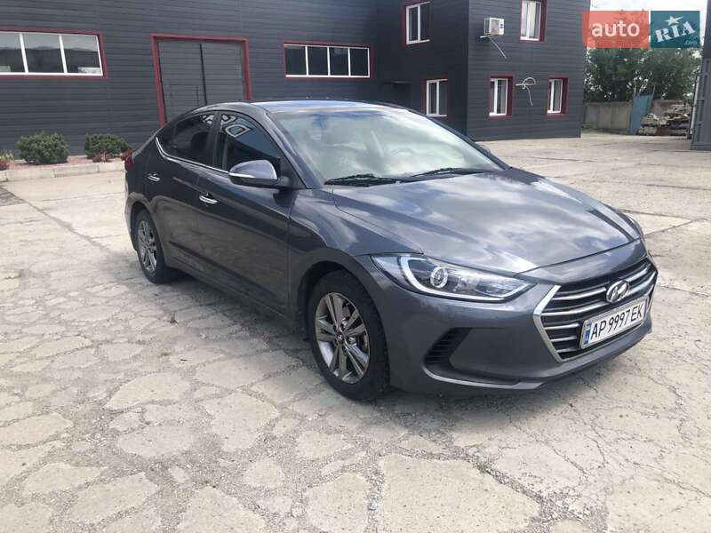 Седан Hyundai Elantra 2018 в Запорожье