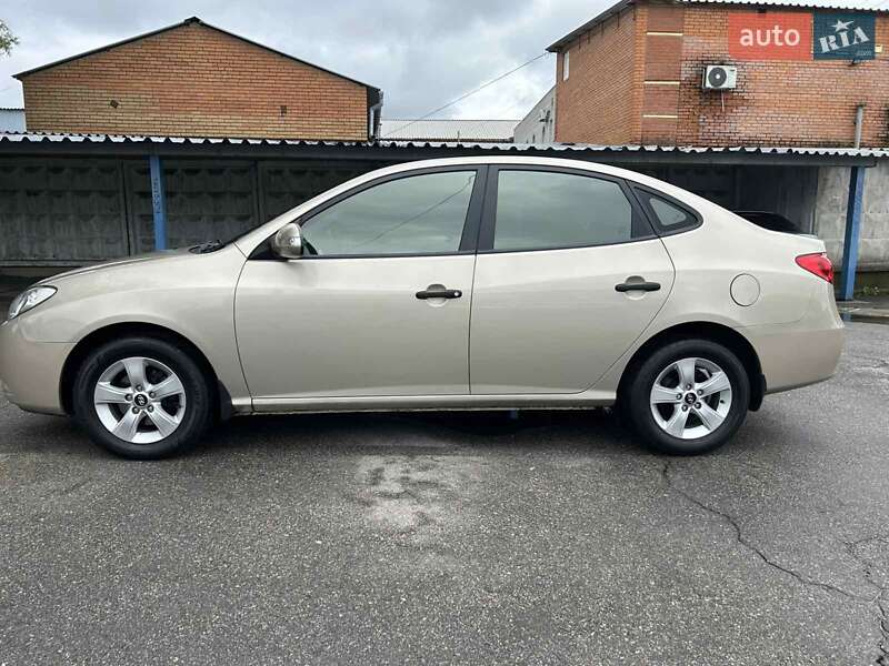 Седан Hyundai Elantra 2010 в Білій Церкві