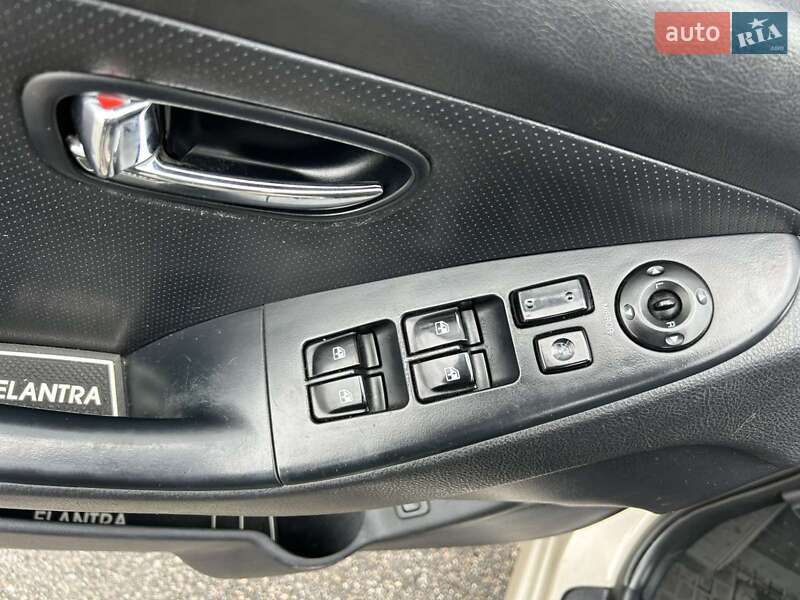 Седан Hyundai Elantra 2010 в Білій Церкві