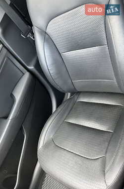 Седан Hyundai Elantra 2016 в 