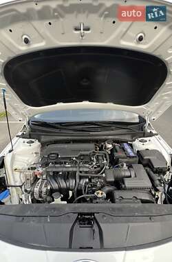 Седан Hyundai Elantra 2020 в 