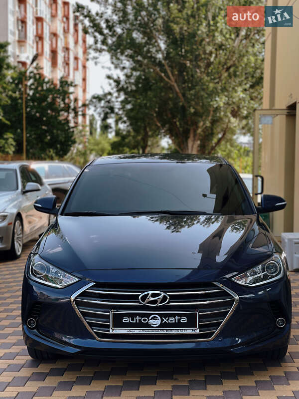 Hyundai Elantra 2018