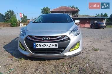 Хэтчбек Hyundai Elantra 2012 в Киеве