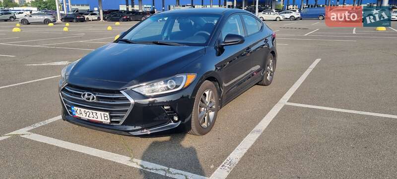 Седан Hyundai Elantra 2018 в 