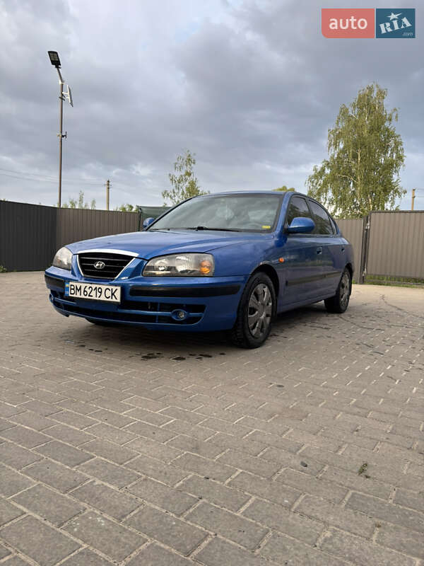 Hyundai Elantra 2004