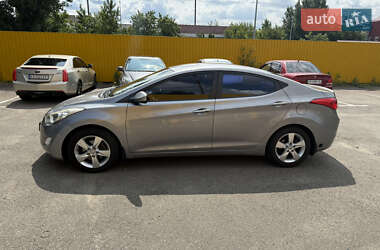 Седан Hyundai Elantra 2012 в 