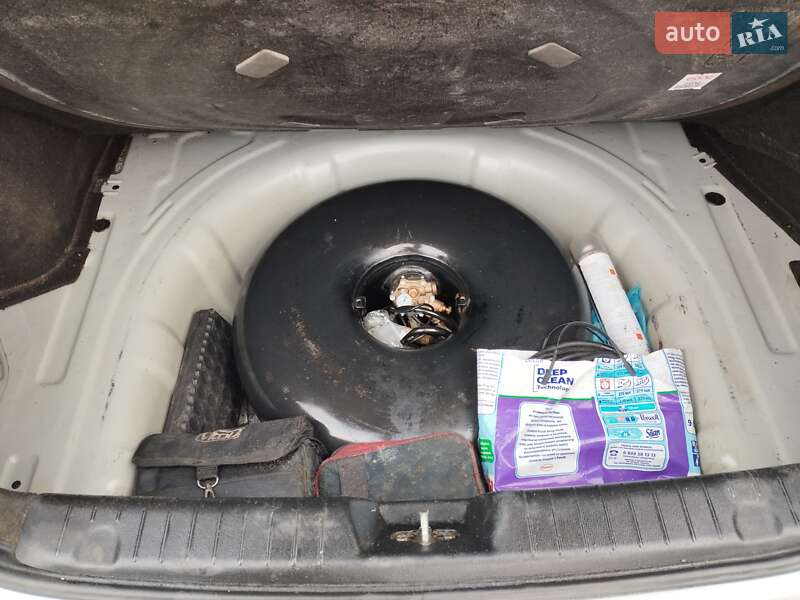 Седан Hyundai Elantra 2011 в Днепре