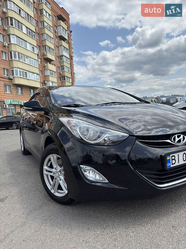 Седан Hyundai Elantra 2013 в Полтаве