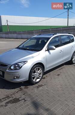 Універсал Hyundai Elantra 2009 в Дніпрі
