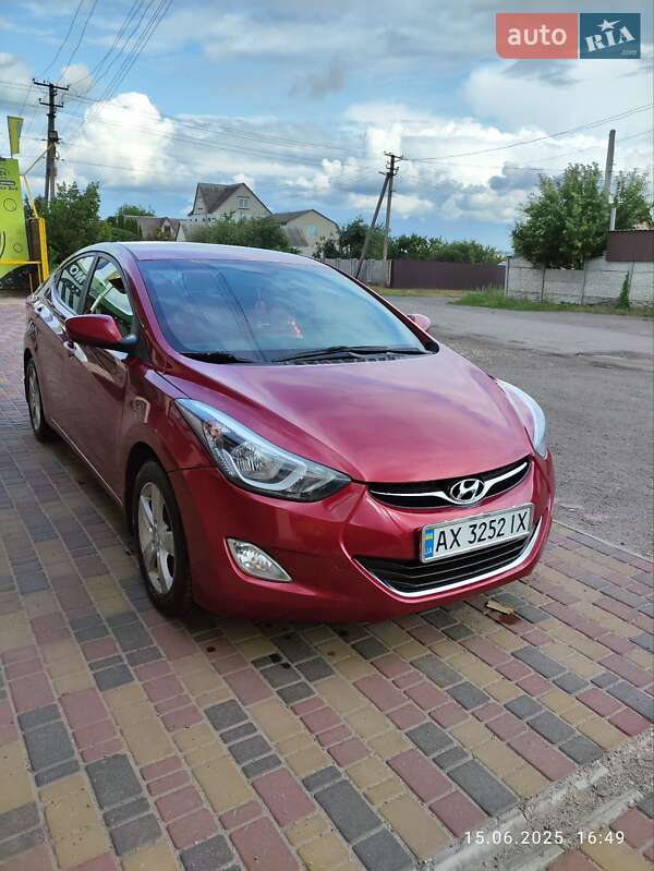 Седан Hyundai Elantra 2012 в Харкові
