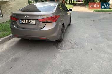 Седан Hyundai Elantra 2011 в 