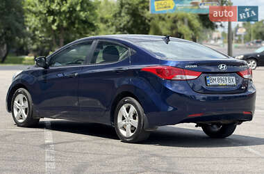 Седан Hyundai Elantra 2012 в 